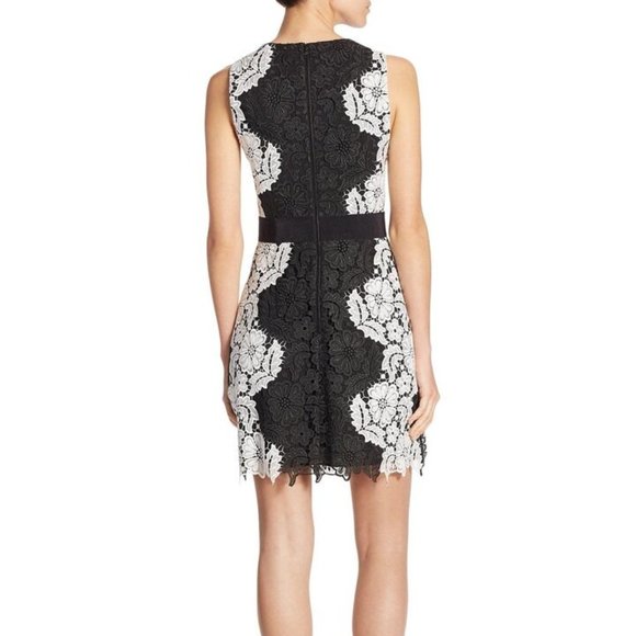 Alice + Olivia Patrice A-Line Lace Dress Black White Size Size 8 - Picture 10 of 14